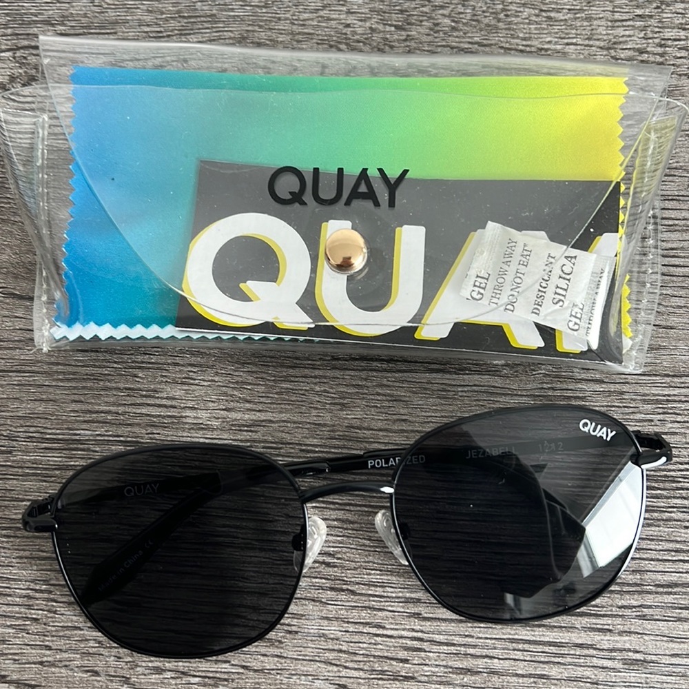 Brand new Quay sunglasses - polarized - Picture 1 of 1